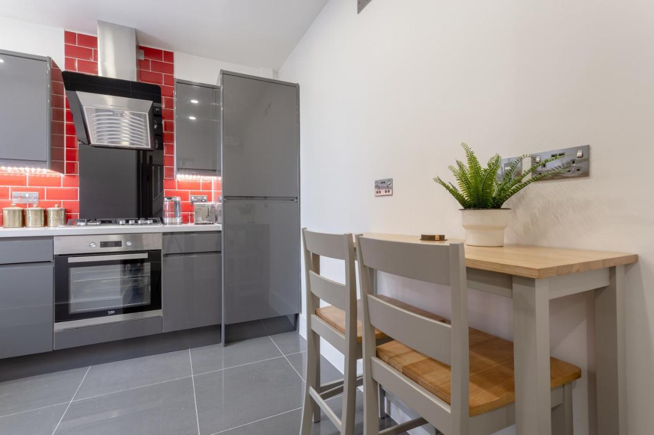 Gorgeous Duplex Near Canary Wharf, Excel & O2 ลอนดอน ภายนอก รูปภาพ