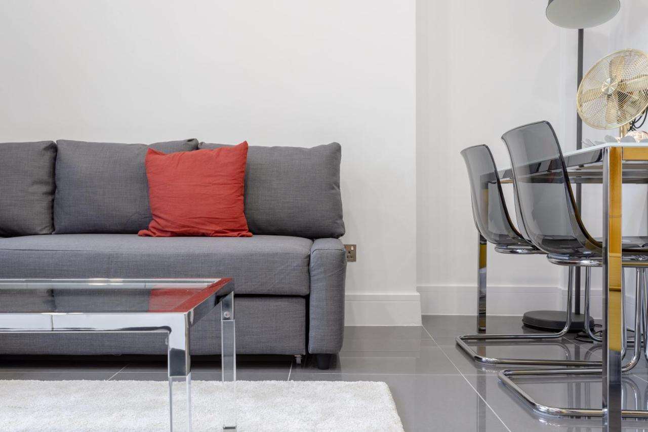 Gorgeous Duplex Near Canary Wharf, Excel & O2 ลอนดอน ภายนอก รูปภาพ