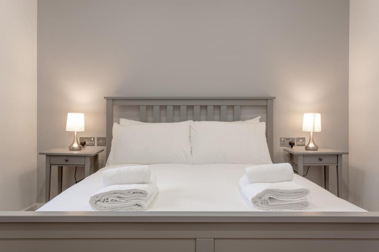Gorgeous Duplex Near Canary Wharf, Excel & O2 ลอนดอน ภายนอก รูปภาพ