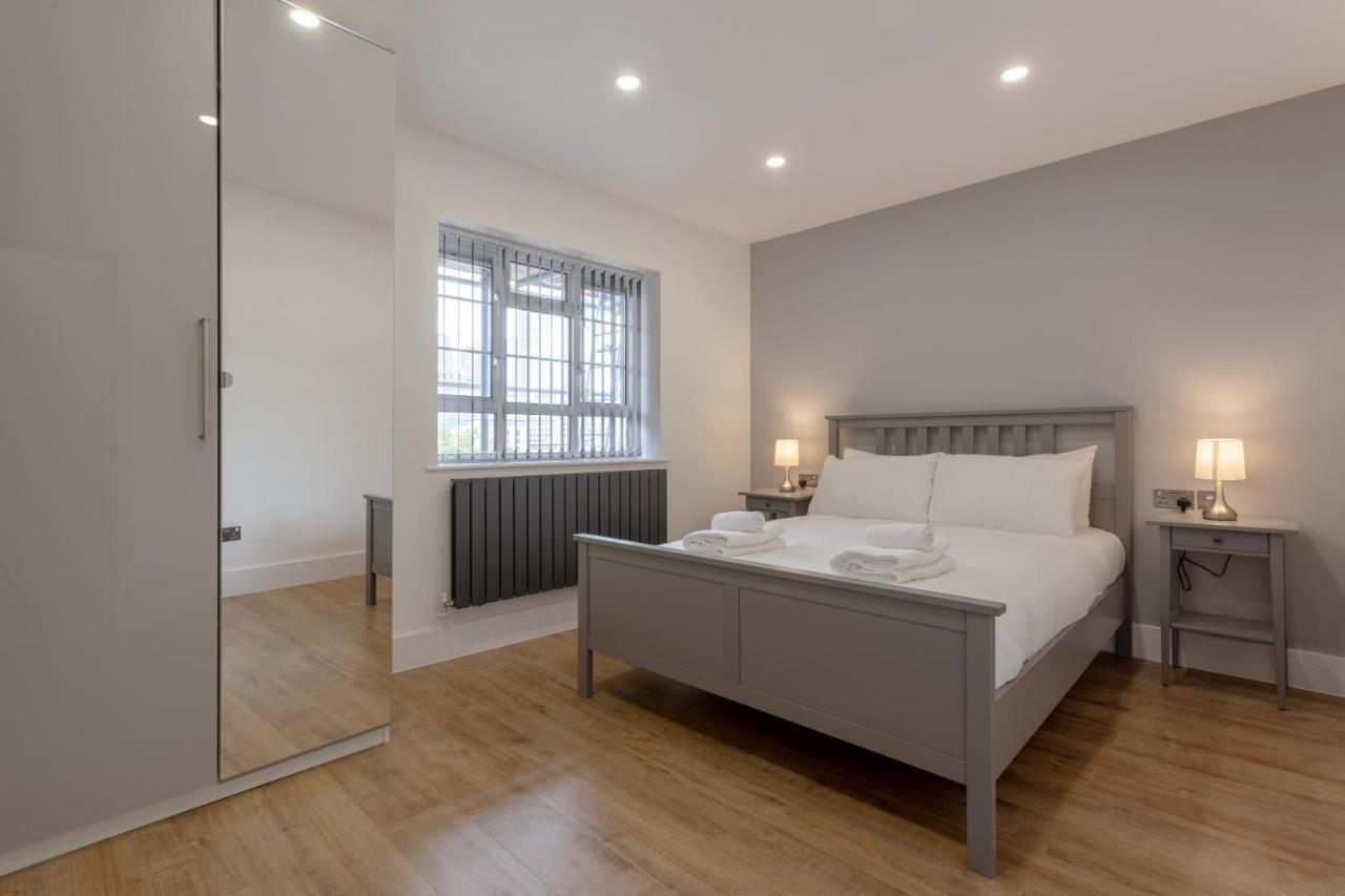 Gorgeous Duplex Near Canary Wharf, Excel & O2 ลอนดอน ภายนอก รูปภาพ